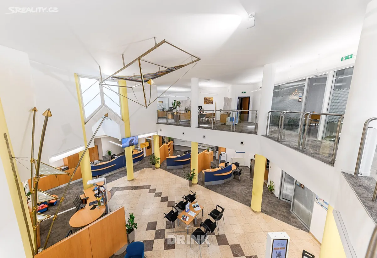 Pronájem kanceláře 317 m² – pohled 4