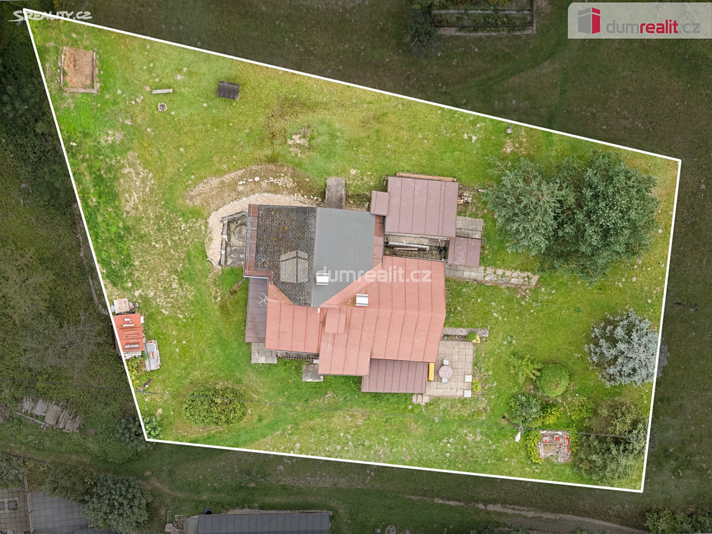 Prodej  chalupy 460 m², pozemek 1 070 m² – pohled 3