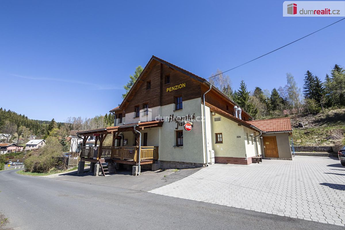 Prodej restaurace 350 m², Nové Hamry – fotka 1 z 3
