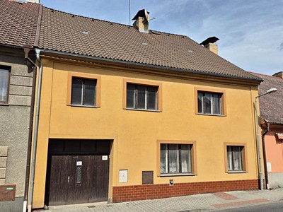 Prodej  rodinného domu 240 m², pozemek 1 038 m²