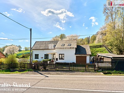 Prodej  rodinného domu 120 m², pozemek 800 m²