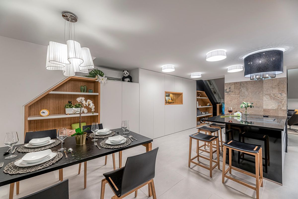 Pronájem bytu 2+kk 100 m², Praha – fotka 1 z 3