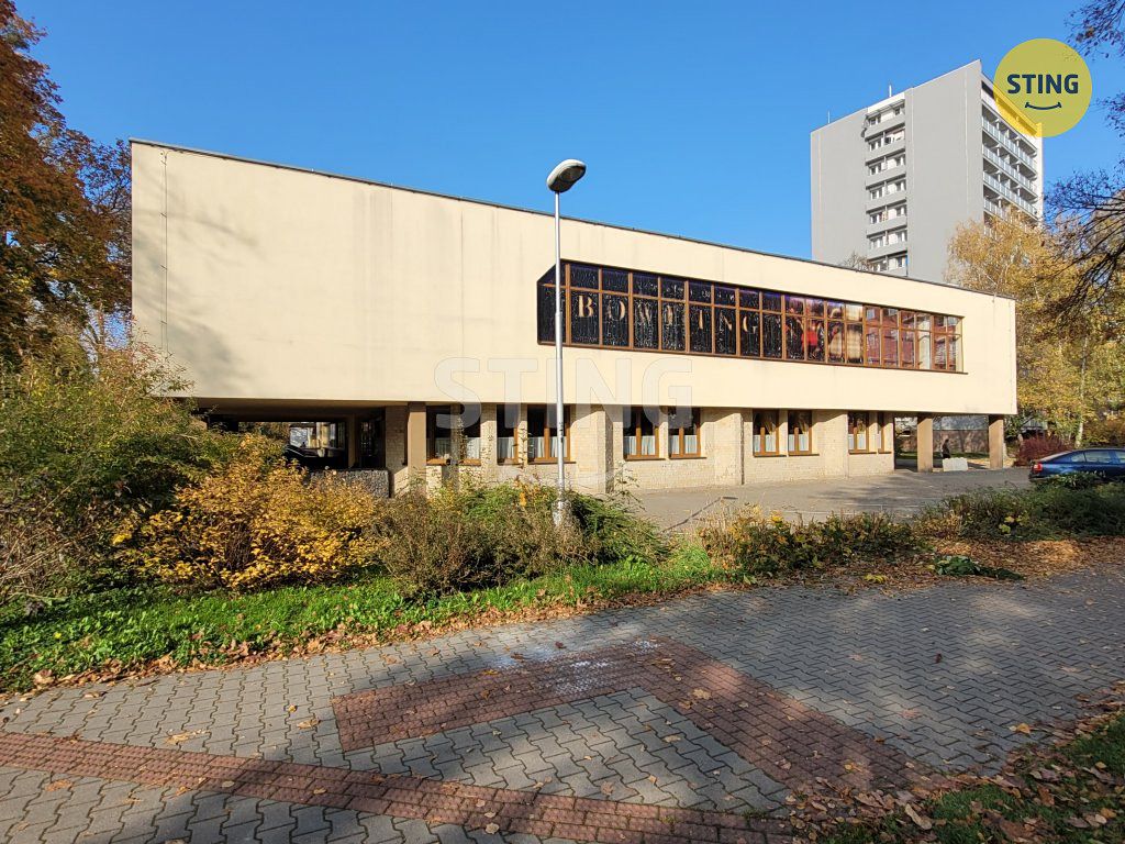 Pronájem obchodního prostoru 48 m² – fotografie 3