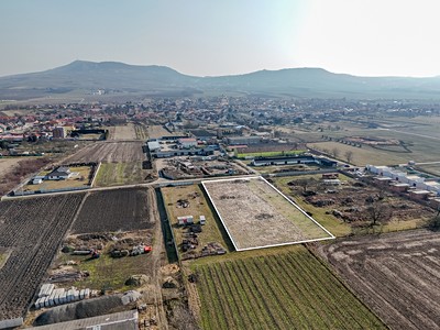 Prodej  komerčního pozemku 5 089 m²