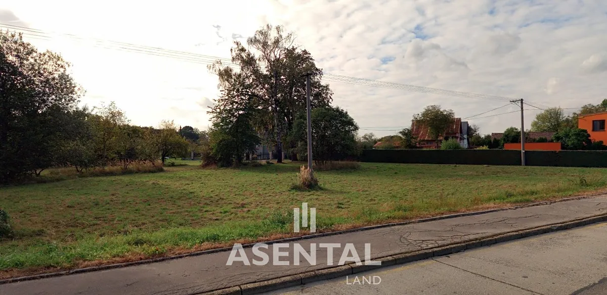 Prodej stavebního pozemku 1272 m², Orlová
