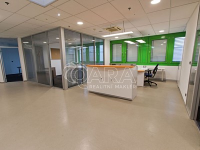 Комерційне приміщення в оренду, 350 м² (2 з 26)