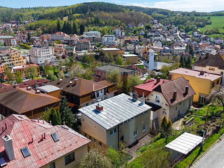 Haus zum Kauf, 200 m² (3 von 25)