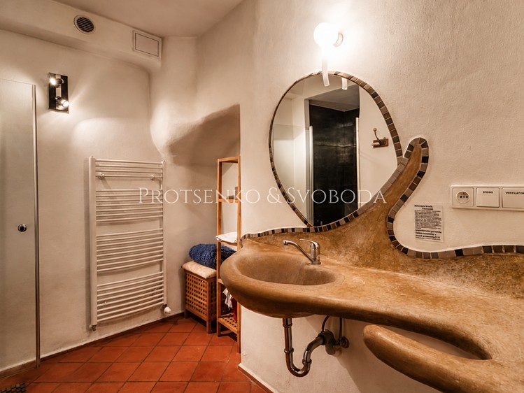 Комерційне приміщення на продаж, 650 м² (23 з 59)