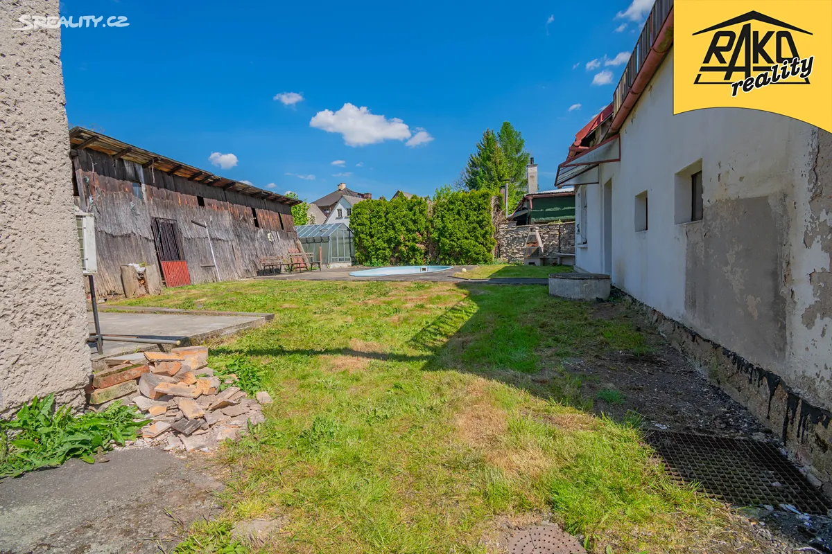 Prodej rodinného domu 310 m², pozemek 664 m² – pohled 4