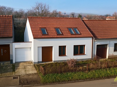 Prodej  rodinného domu 86 m², pozemek 1 724 m² — photo 2