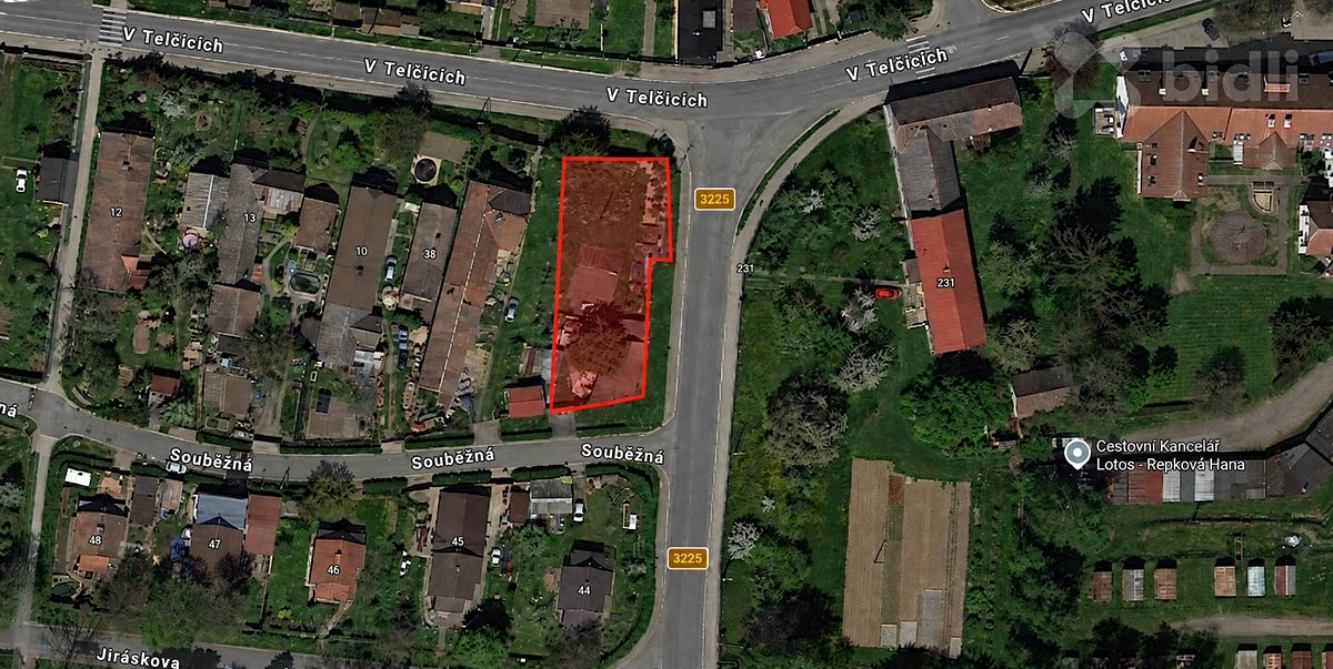 Prodej stavebního pozemku 900 m² – fotografie 2