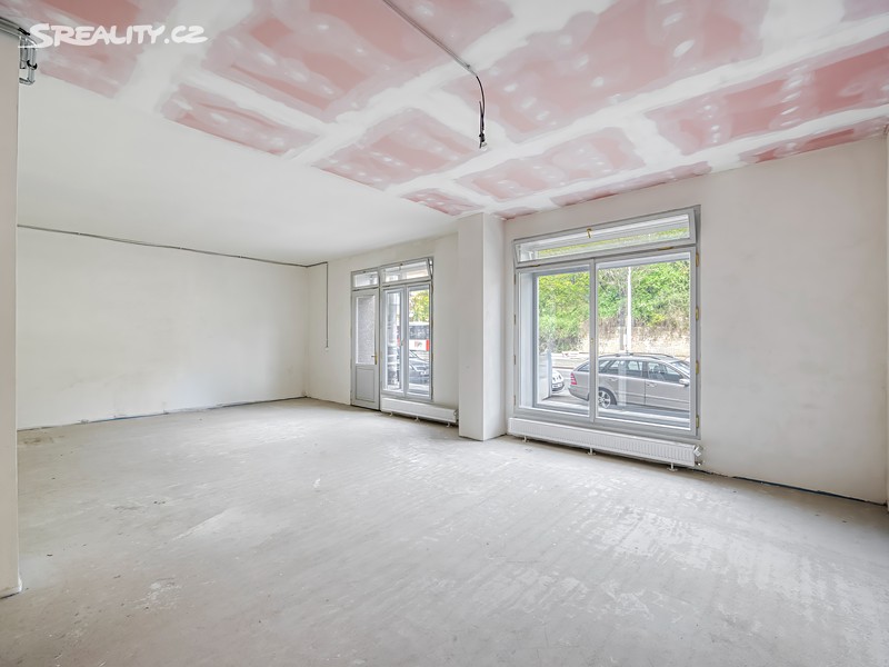 Prodej obchodního prostoru 121 m², Praha