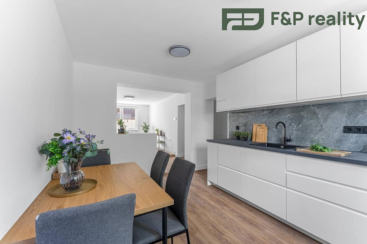 Prodej rodinného domu 160 m², pozemek 200 m² – fotografie 3