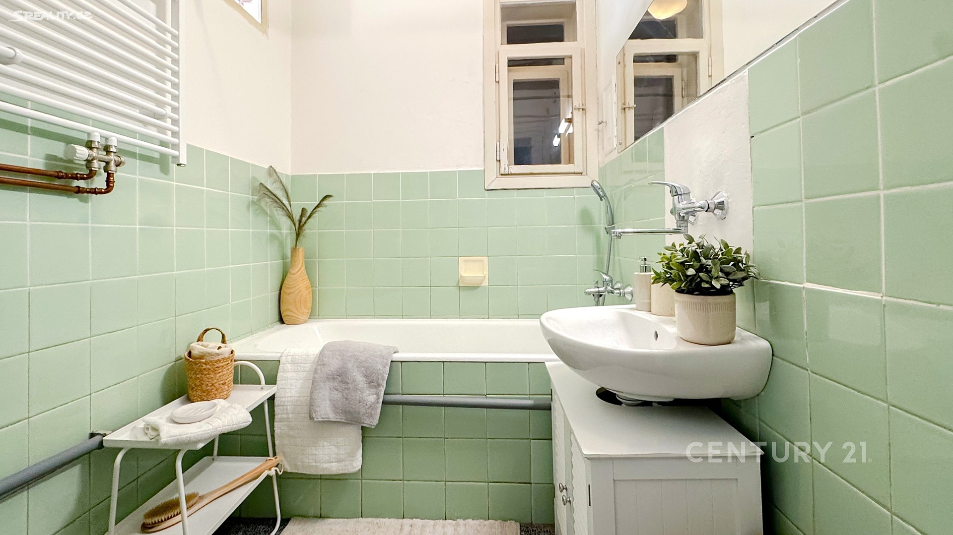 Pronájem bytu 3+kk 67 m² – pohled 4