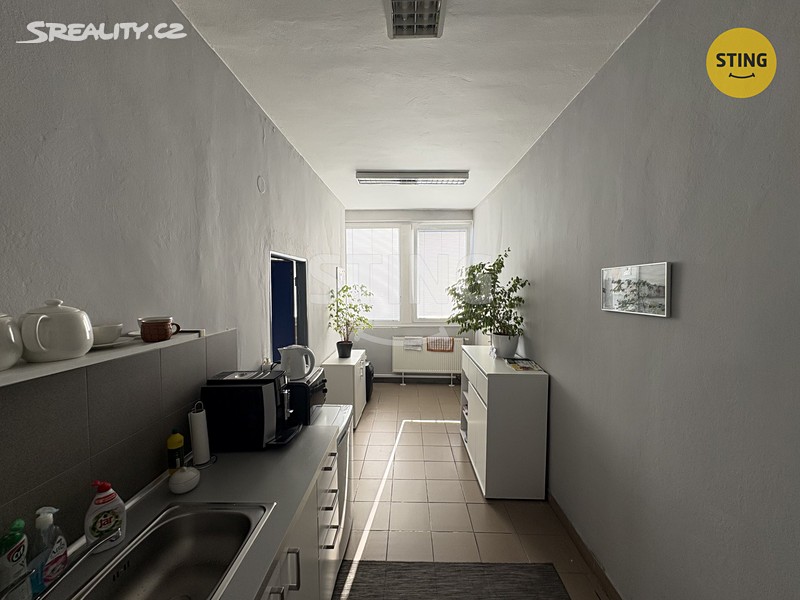 Pronájem kanceláře 67 m² – pohled 5