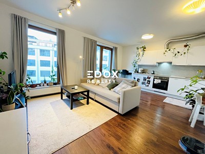 Pronájem bytu 1+kk 34 m²