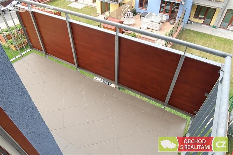 Pronájem bytu 2+kk 50 m² – pohled 2