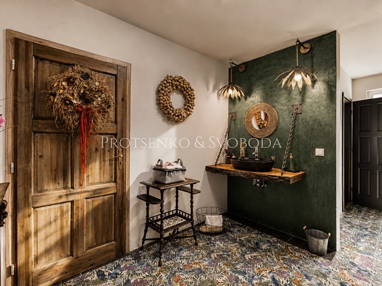 Комерційне приміщення на продаж, 650 м² (53 з 59)