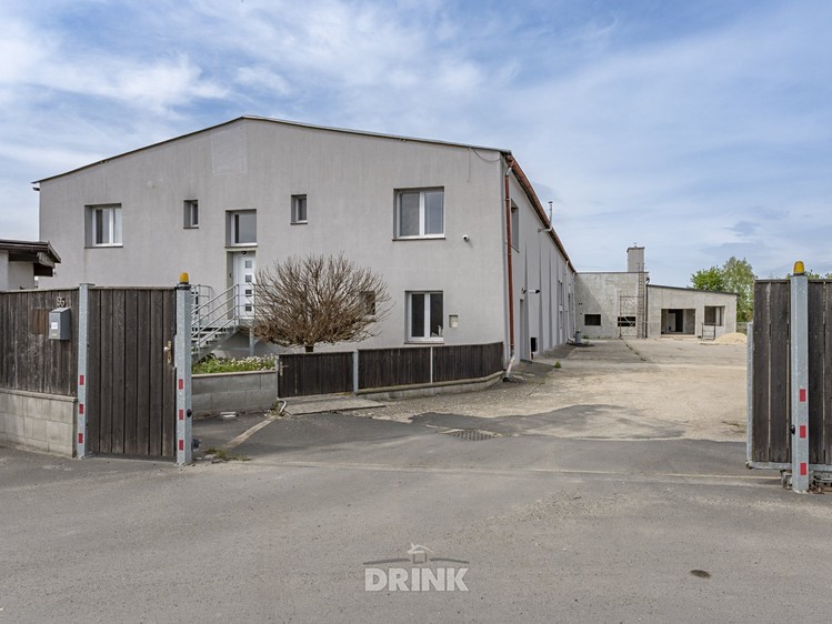 Prodej komerčního prostoru, 1 580 m² (43 z 45)