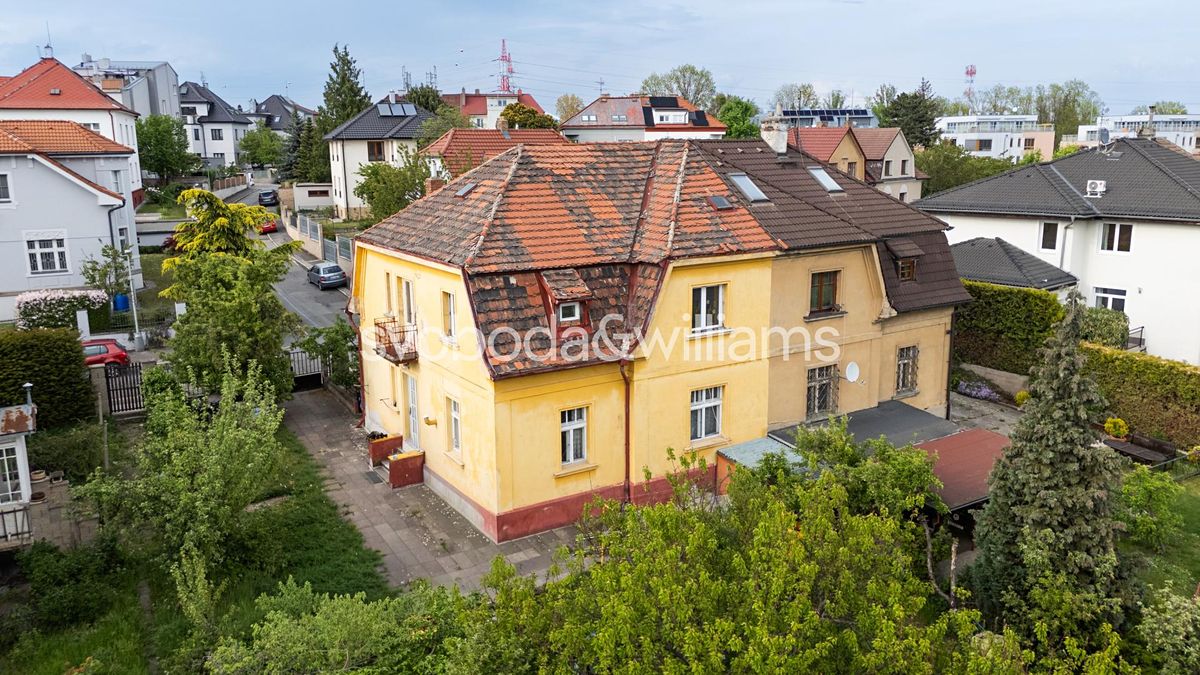 Prodej rodinného domu 220 m², pozemek 544 m²