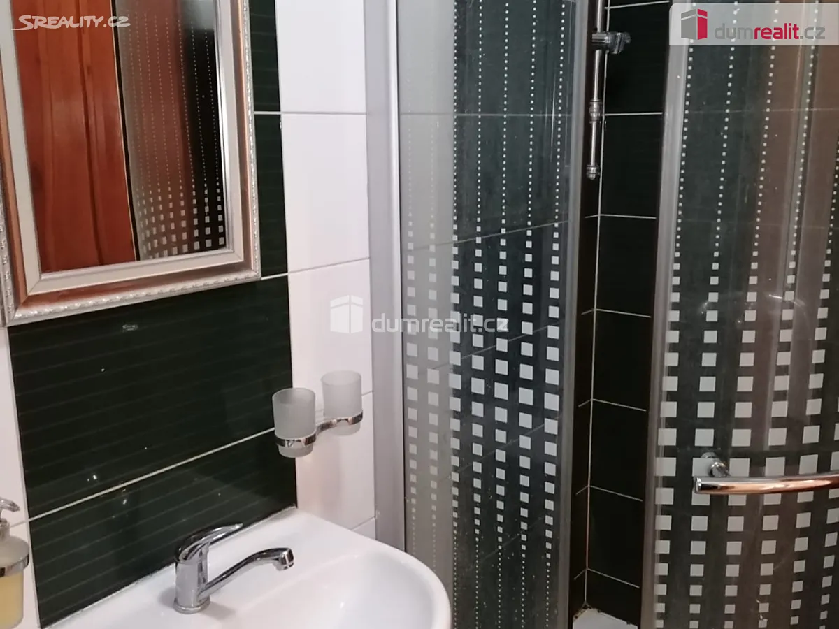 Pronájem bytu 2+kk 43 m², Praha