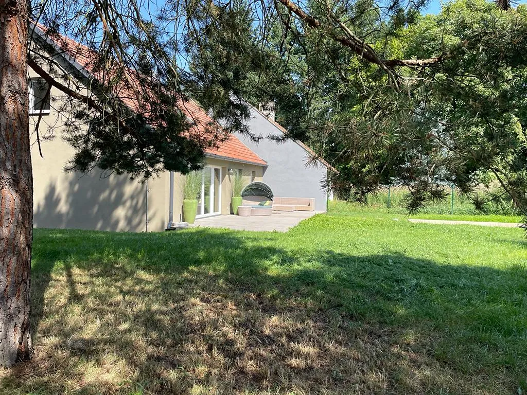 Prodej rodinného domu 220 m², pozemek 720 m²