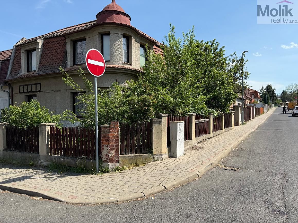 Prodej rodinného domu 153 m², pozemek 315 m² – fotografie 2