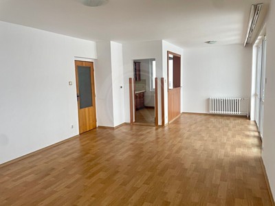 Pronájem bytu 4+kk 100 m²