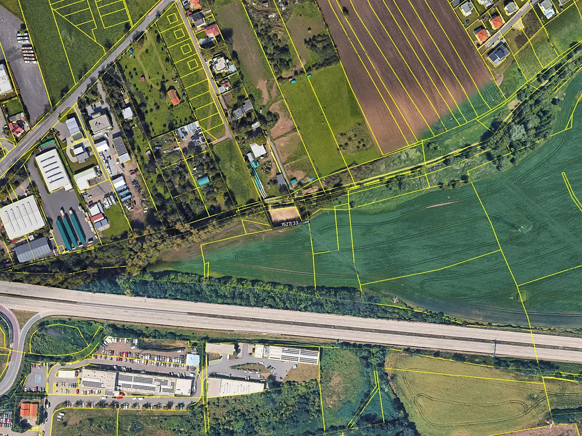 Prodej pole 7300 m²