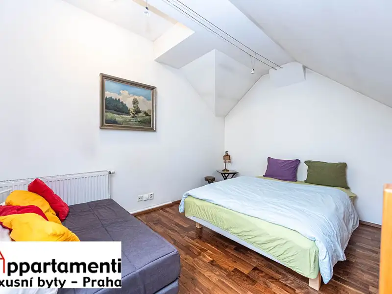 Prodej bytu 2+1 68 m², Praha – náhled fotky 2