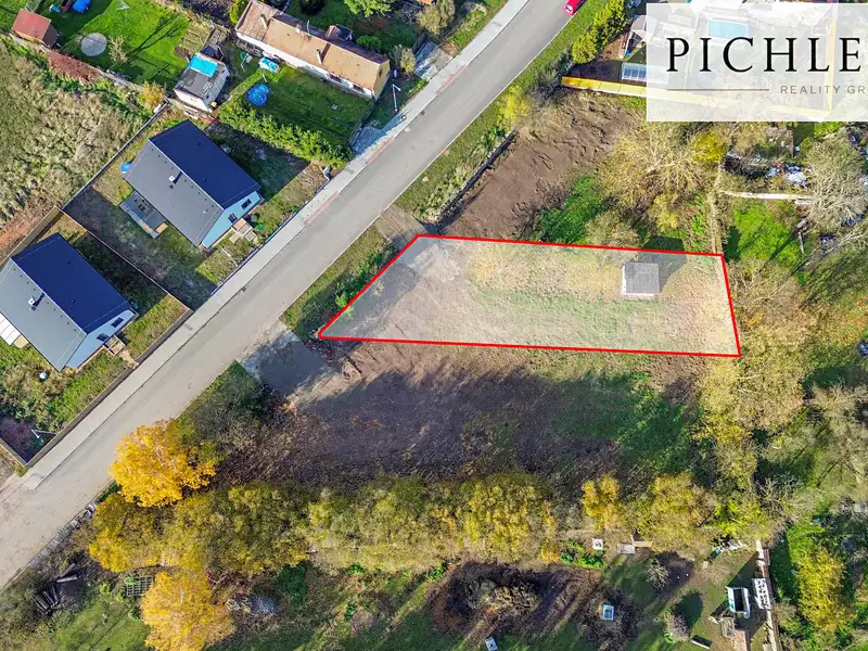 Prodej stavebního pozemku 759 m², Úherce – náhled fotky 2
