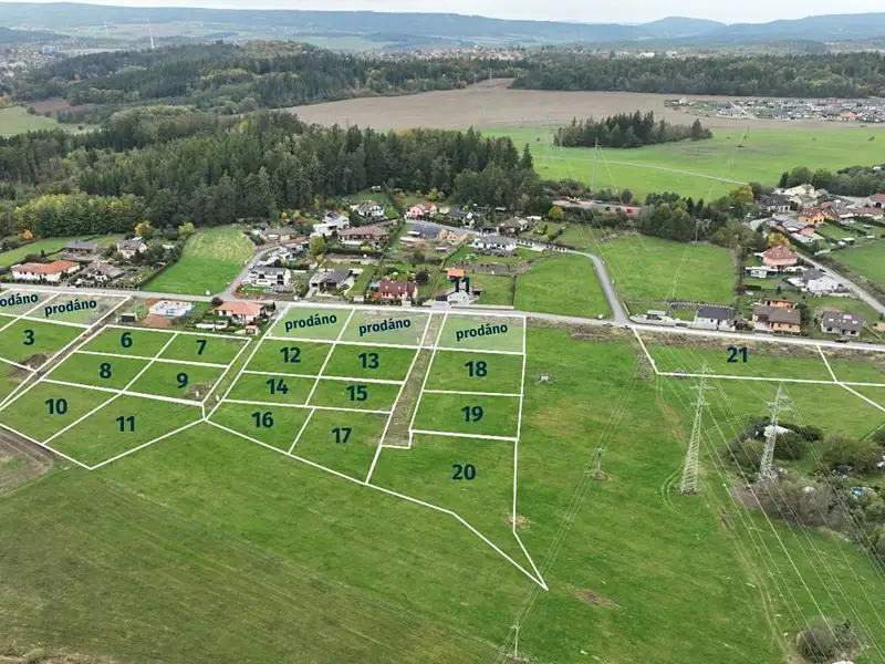 Prodej stavebního pozemku 983 m², Příbram – náhled fotky 1