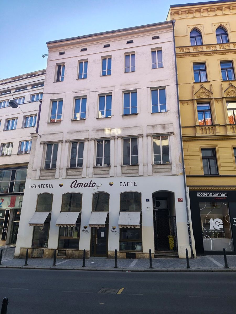 Prodej činžovního domu 822 m²
