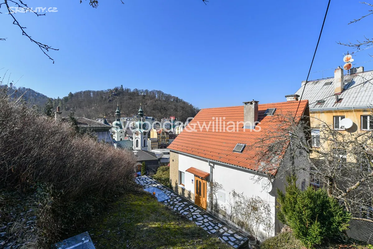 Prodej rodinného domu 210 m², pozemek 784 m², Karlovy Vary