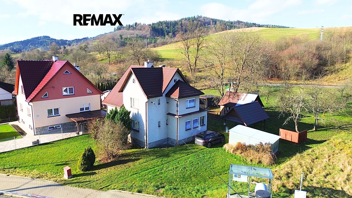 Prodej rodinného domu 130 m², pozemek 2548 m² – fotografie 2