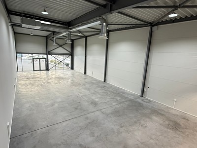 Pronájem obchodního prostoru 880 m² — photo 3