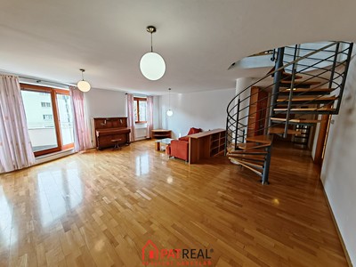 Pronájem bytu 5+1 178 m²