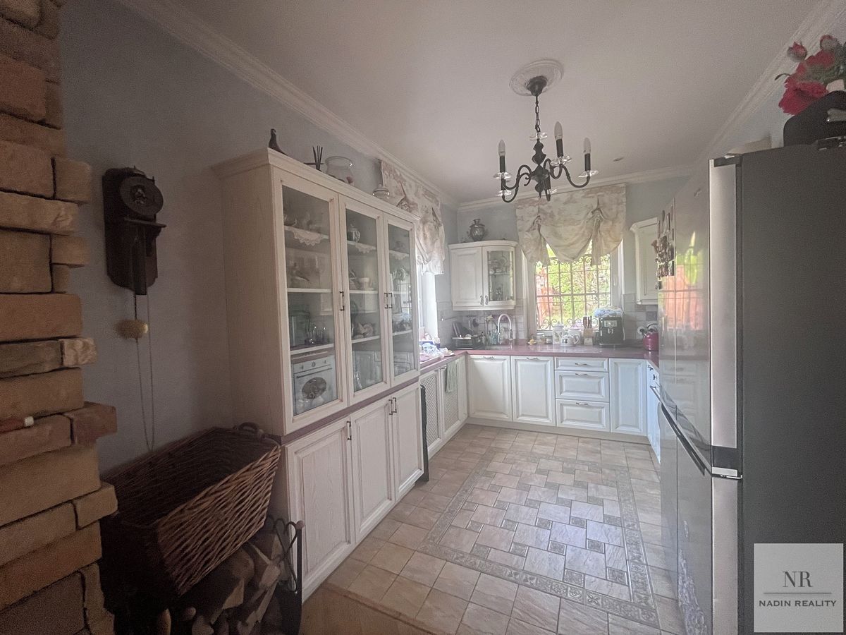 Prodej rodinného domu 420 m², pozemek 135 m²