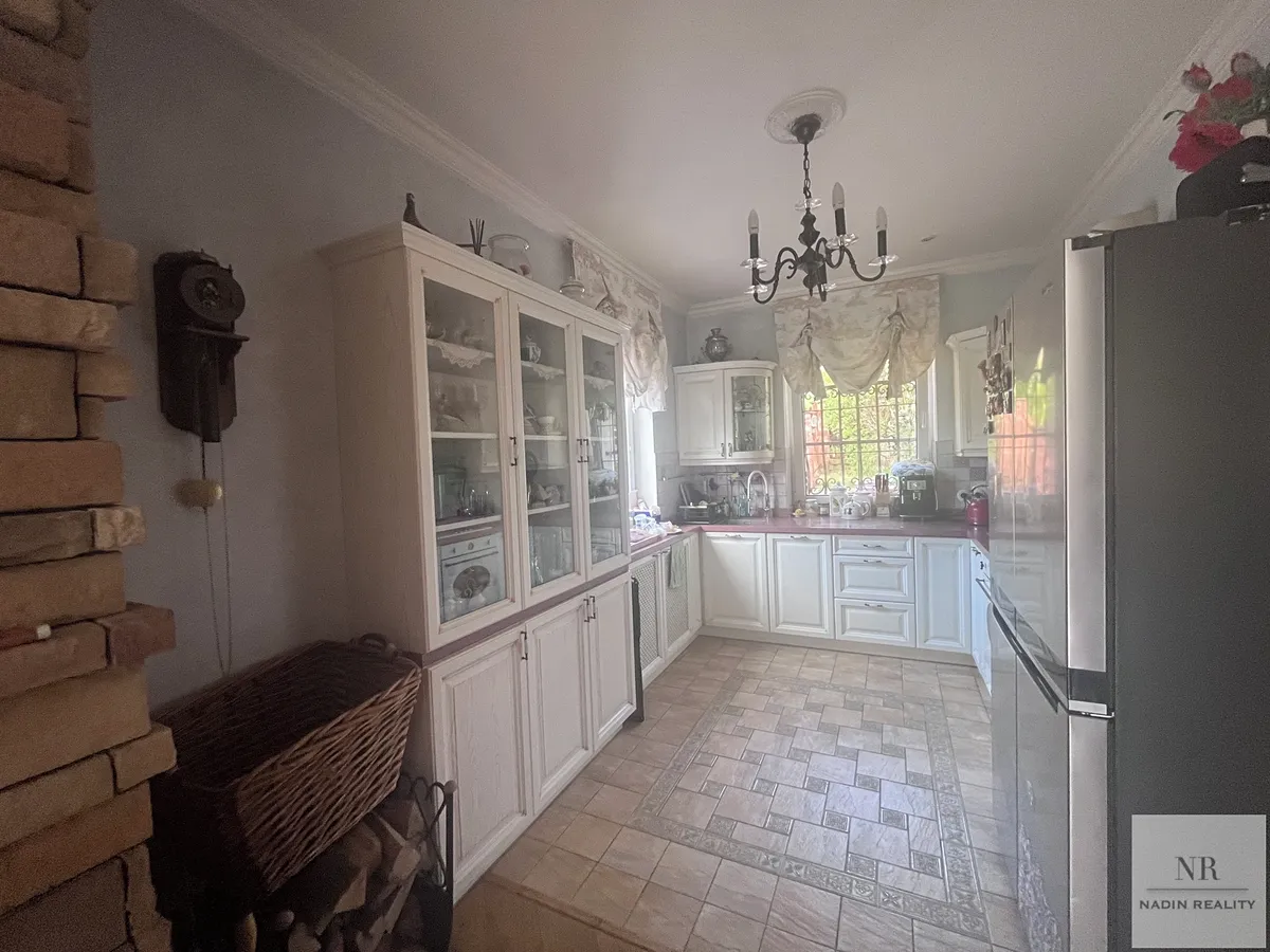 Prodej rodinného domu 420 m², pozemek 135 m²