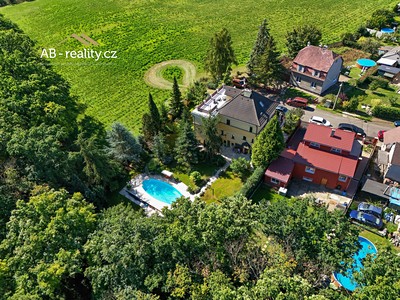 Prodej  rodinného domu 254 m², pozemek 1 019 m²