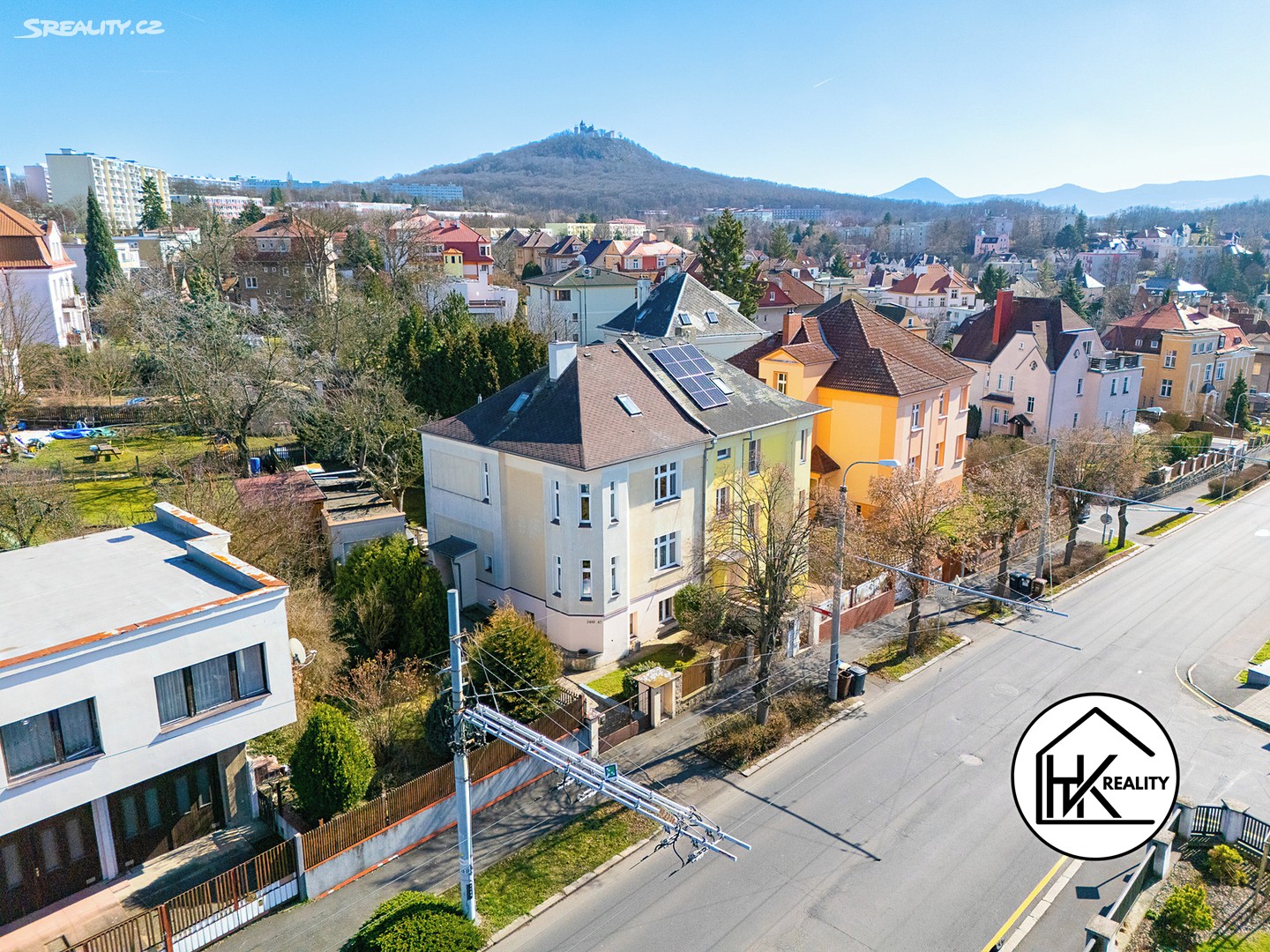 Prodej  rodinného domu 260 m², pozemek 377 m² – pohled 3