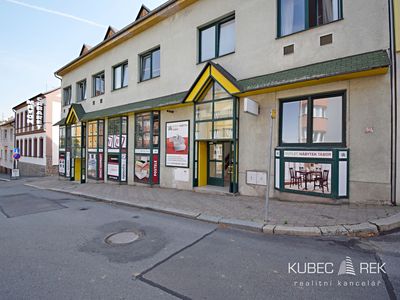 Pronájem obchodního prostoru 490 m²