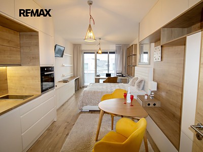 Pronájem bytu 1+kk 37 m²