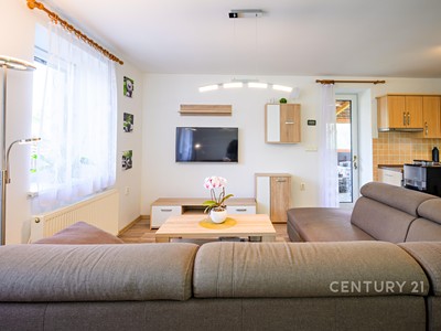 Prodej  rodinného domu 180 m², pozemek 1 679 m² — photo 3