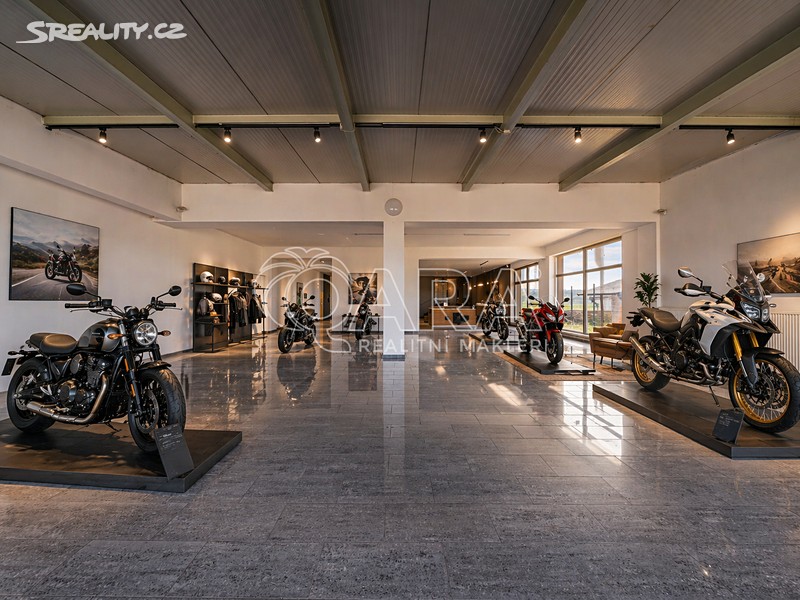Pronájem obchodního prostoru 330 m² – pohled 3