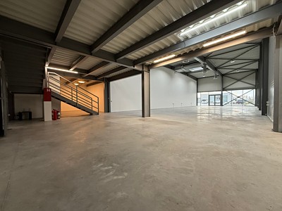 Pronájem obchodního prostoru 880 m² — photo 5
