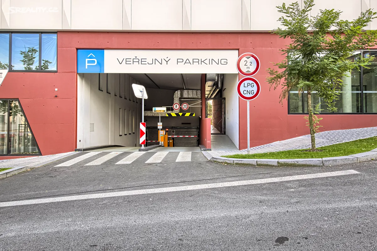 Pronájem kanceláře 1886 m² – pohled 6