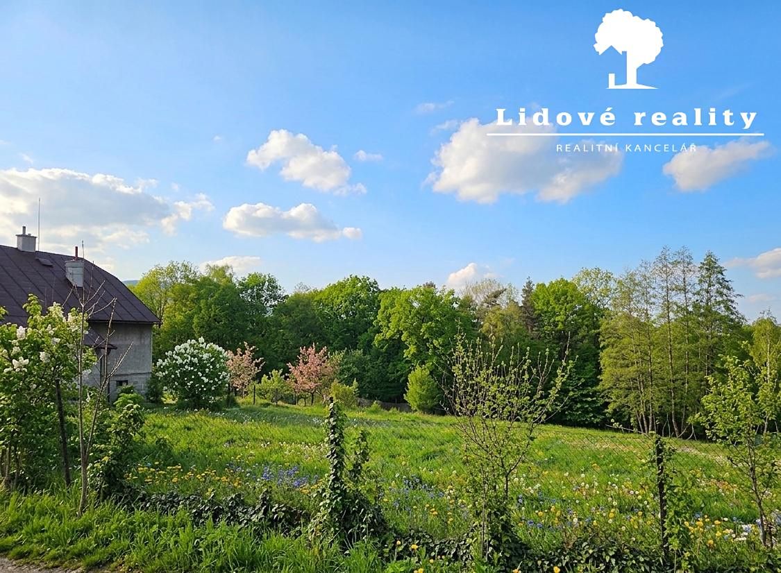 Prodej stavebního pozemku 1860 m² – fotografie 2
