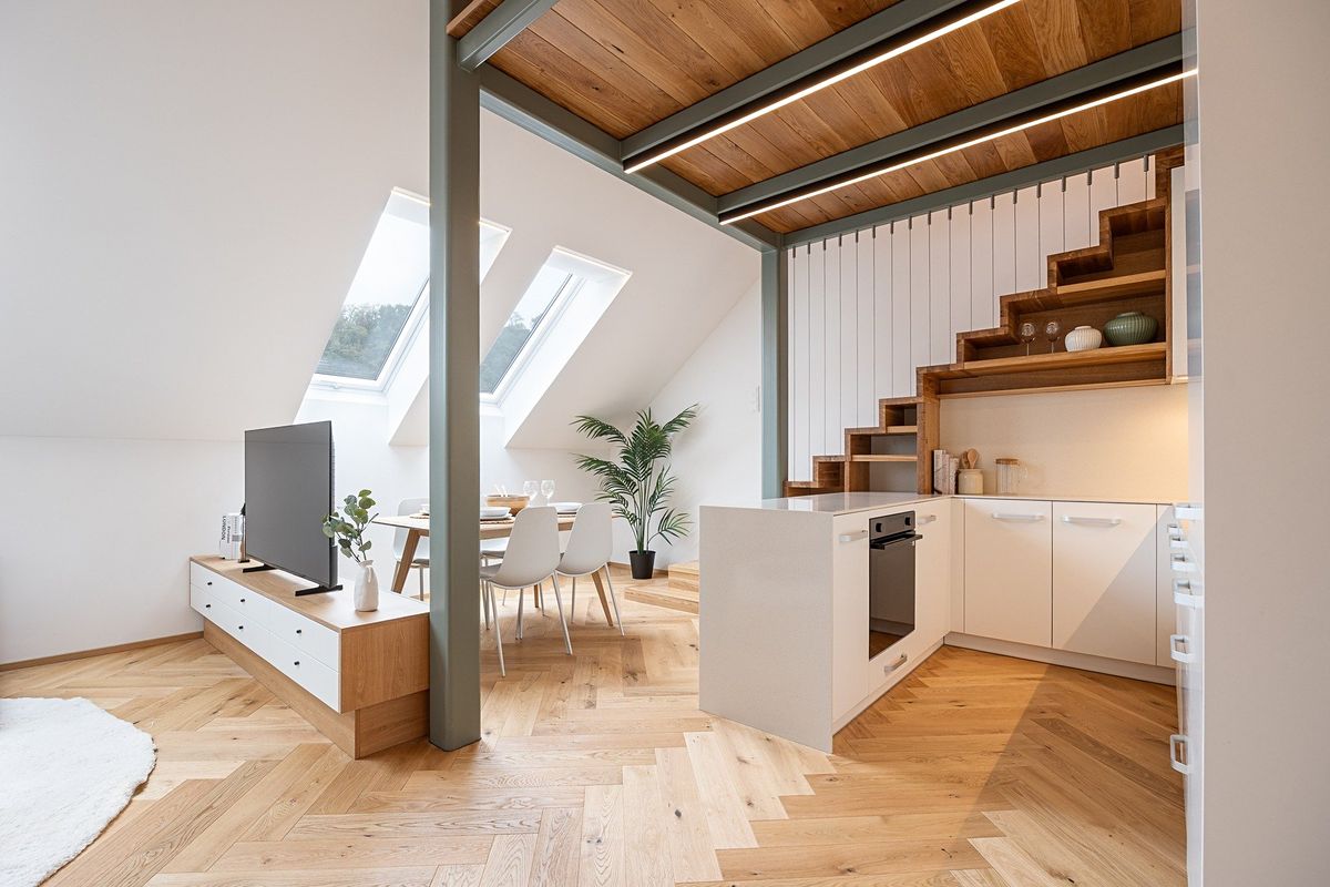 Pronájem bytu 4+kk 105 m²