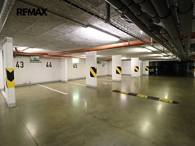 Pronájem garážového stání 13 m² — photo 3
